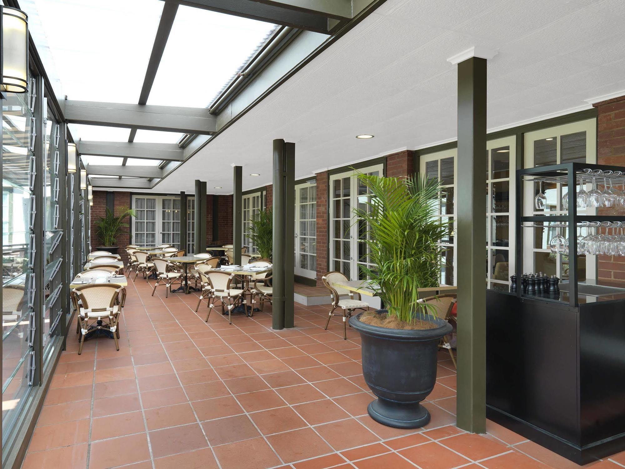 Hotel Kurrajong Κανμπέρα Εξωτερικό φωτογραφία